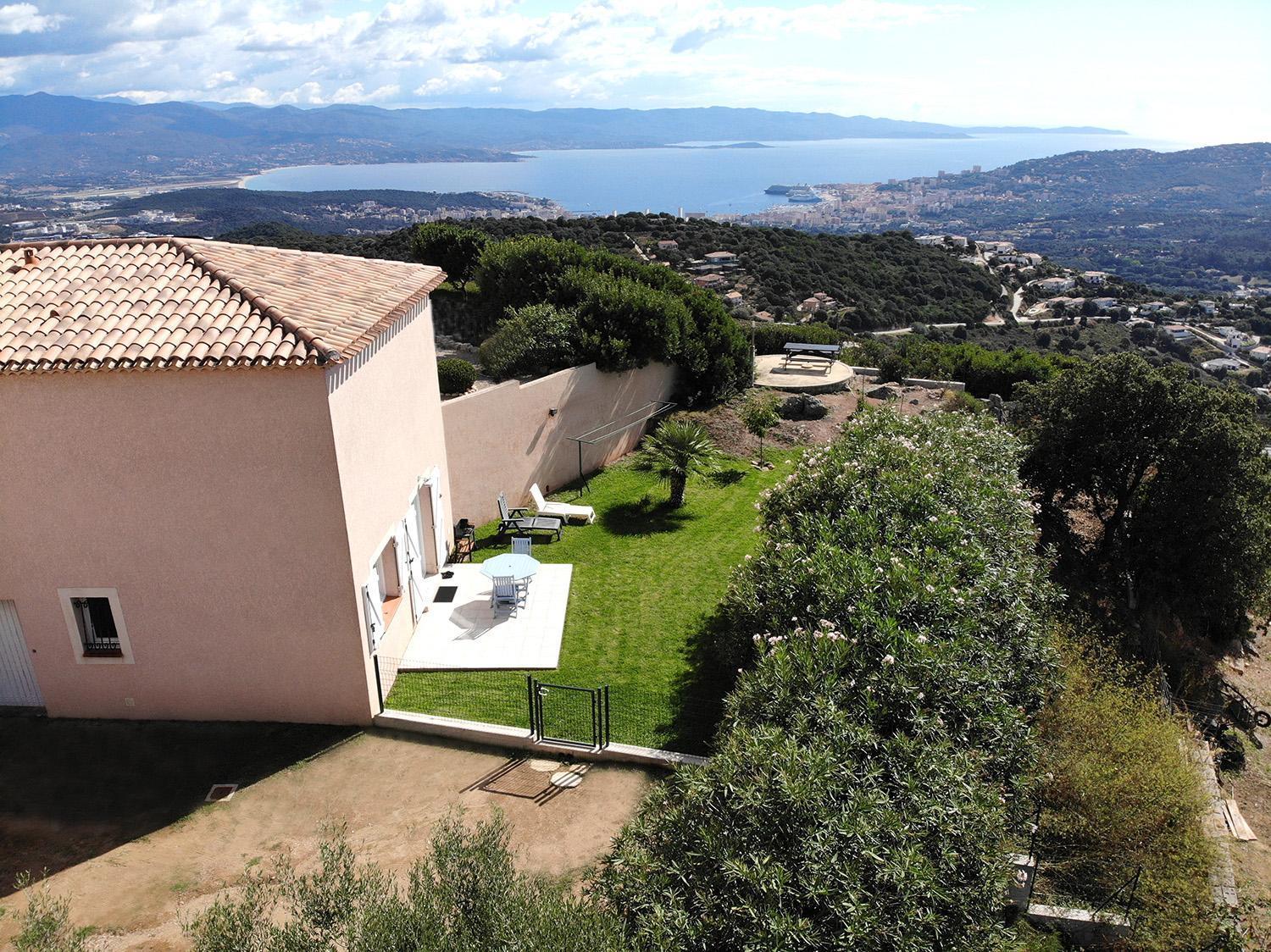 Gites Sassone, Vue Panoramique Sur Ajaccio Et La Mer Alata Exterior foto