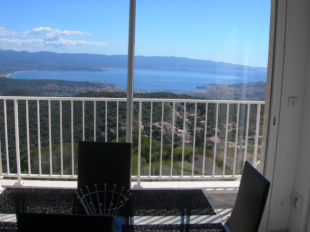 Gites Sassone, Vue Panoramique Sur Ajaccio Et La Mer Alata Zimmer foto
