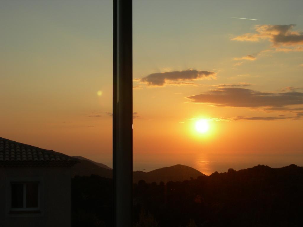 Gites Sassone, Vue Panoramique Sur Ajaccio Et La Mer Alata Zimmer foto